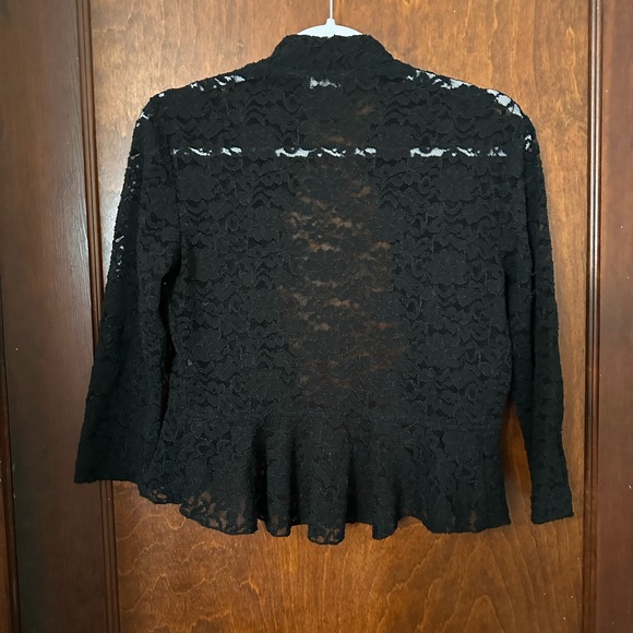 Vintage Y2K Ruffle Front Lace Cropped Shawl - Picture 3 of 4